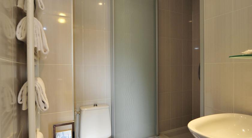 Le Victor Hugo Otel Montrouge Dış mekan fotoğraf