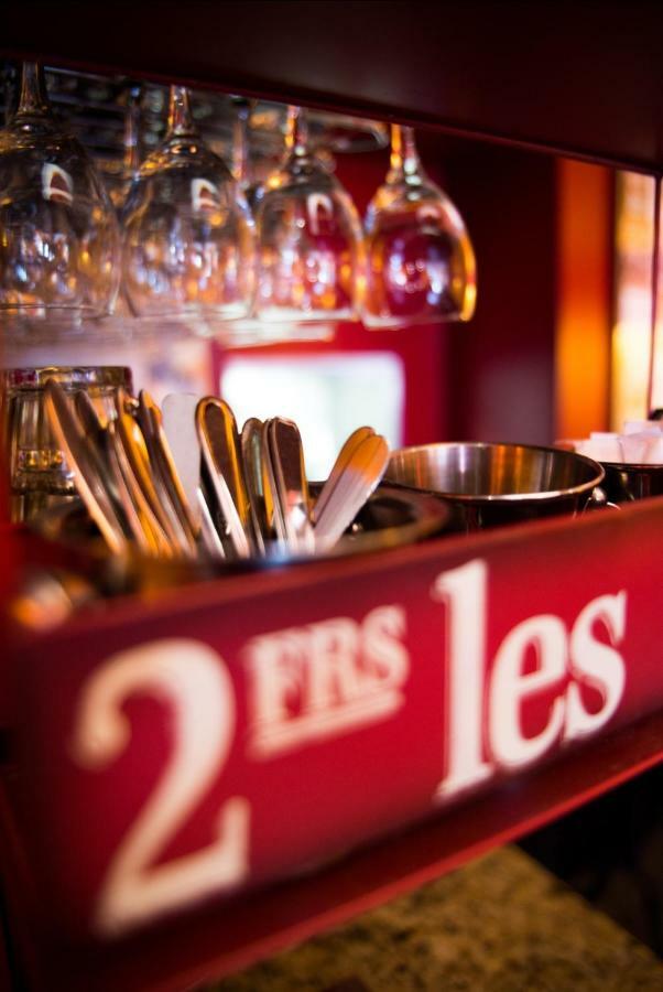 Le Victor Hugo Otel Montrouge Dış mekan fotoğraf